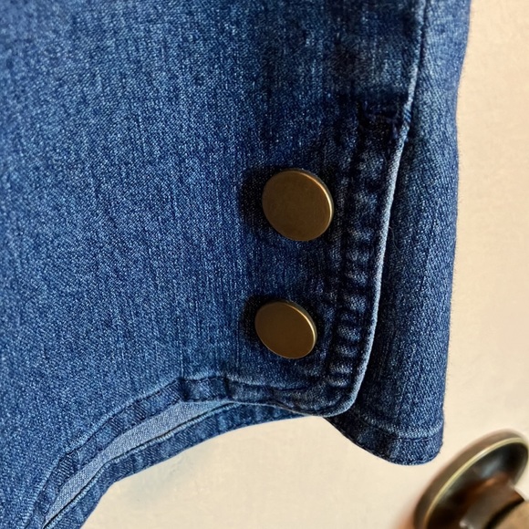 Beautiful tailored medium stonewashed jean capris by Allison Daley, size 14 - Picture 8 of 16
